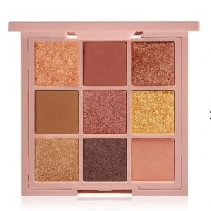 Eyeshadow palette + 🎁